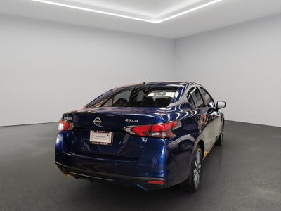 2024 Nissan Versa 4 pts. Advance, TM5, a/ac., f. niebla, RA-16