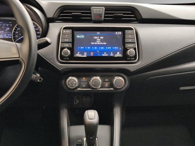 2025 Nissan Versa 4 pts. Sense, CVT, a/ac., R-15 (línea anterior)