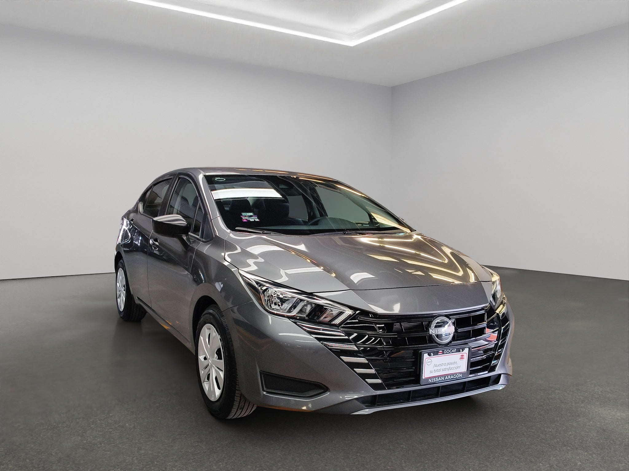 2025 Nissan Versa 4 pts. Sense, CVT, a/ac., R-15 (línea anterior)