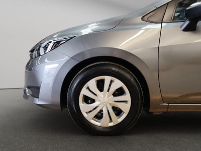2025 Nissan Versa 4 pts. Sense, CVT, a/ac., R-15 (línea anterior)
