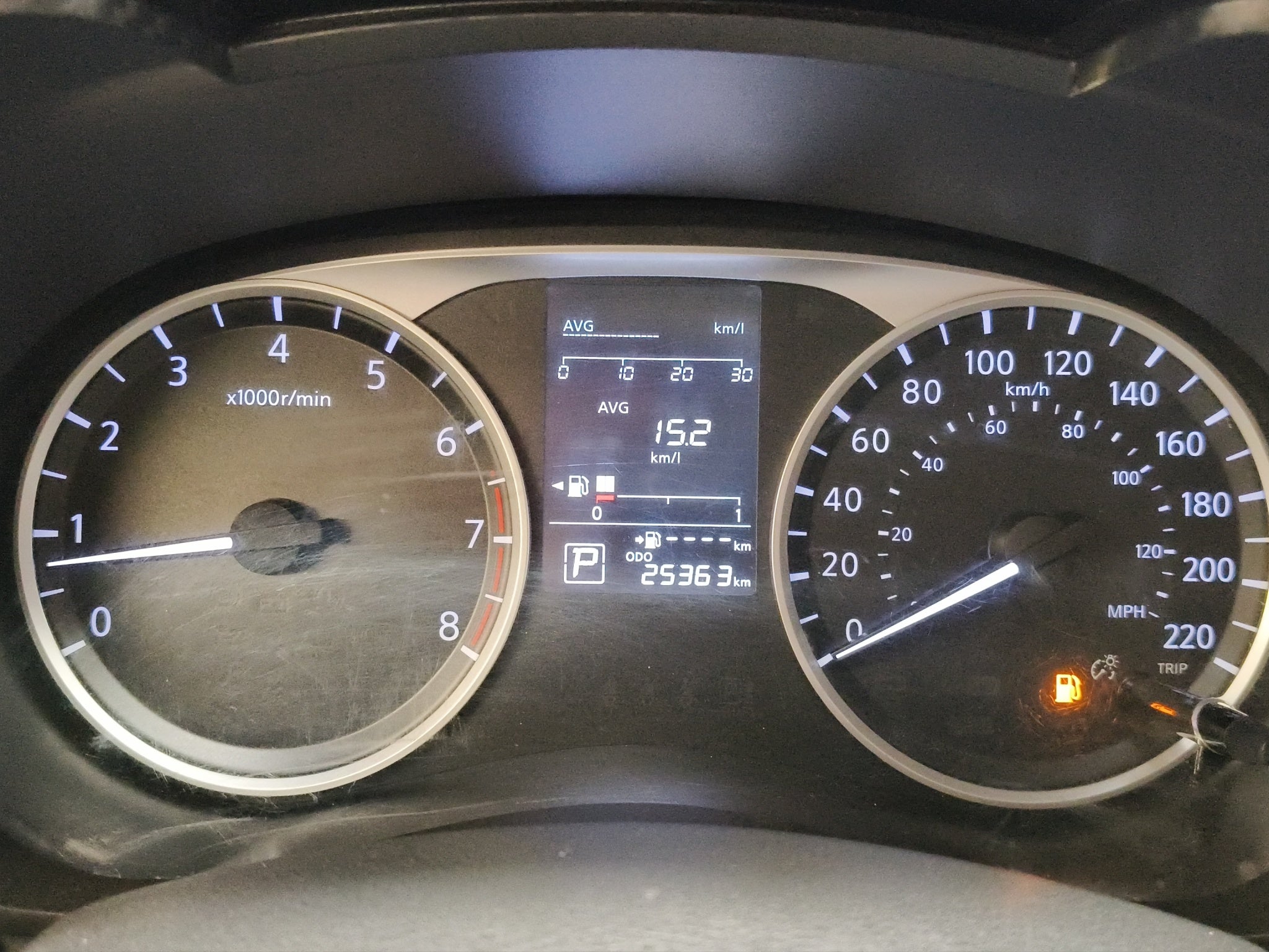 2025 Nissan Versa 4 pts. Sense, CVT, a/ac., R-15 (línea anterior)