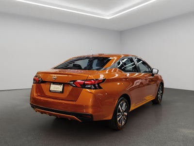 2023 Nissan Versa 4 pts. Advance, CVT, a/ac., f. niebla, RA-16 (cambio de línea)