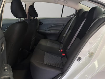 2024 Nissan Versa 4 pts. Sense, TM5, a/ac., R-15