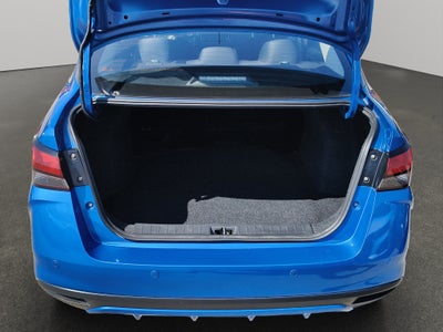 2025 Nissan Versa 4 pts. Sense, TM5, a/ac., R-15 (línea anterior)