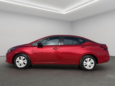 2022 Nissan Versa 4 pts. Sense, CVT, a/ac., VE, R-15 (línea anterior)