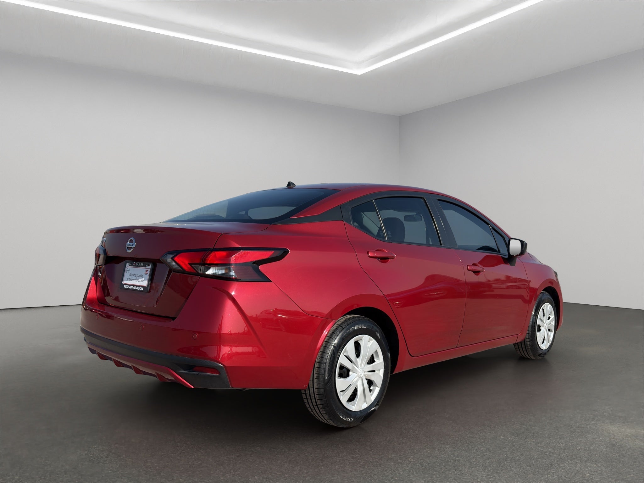 2022 Nissan Versa 4 pts. Sense, CVT, a/ac., VE, R-15 (línea anterior)