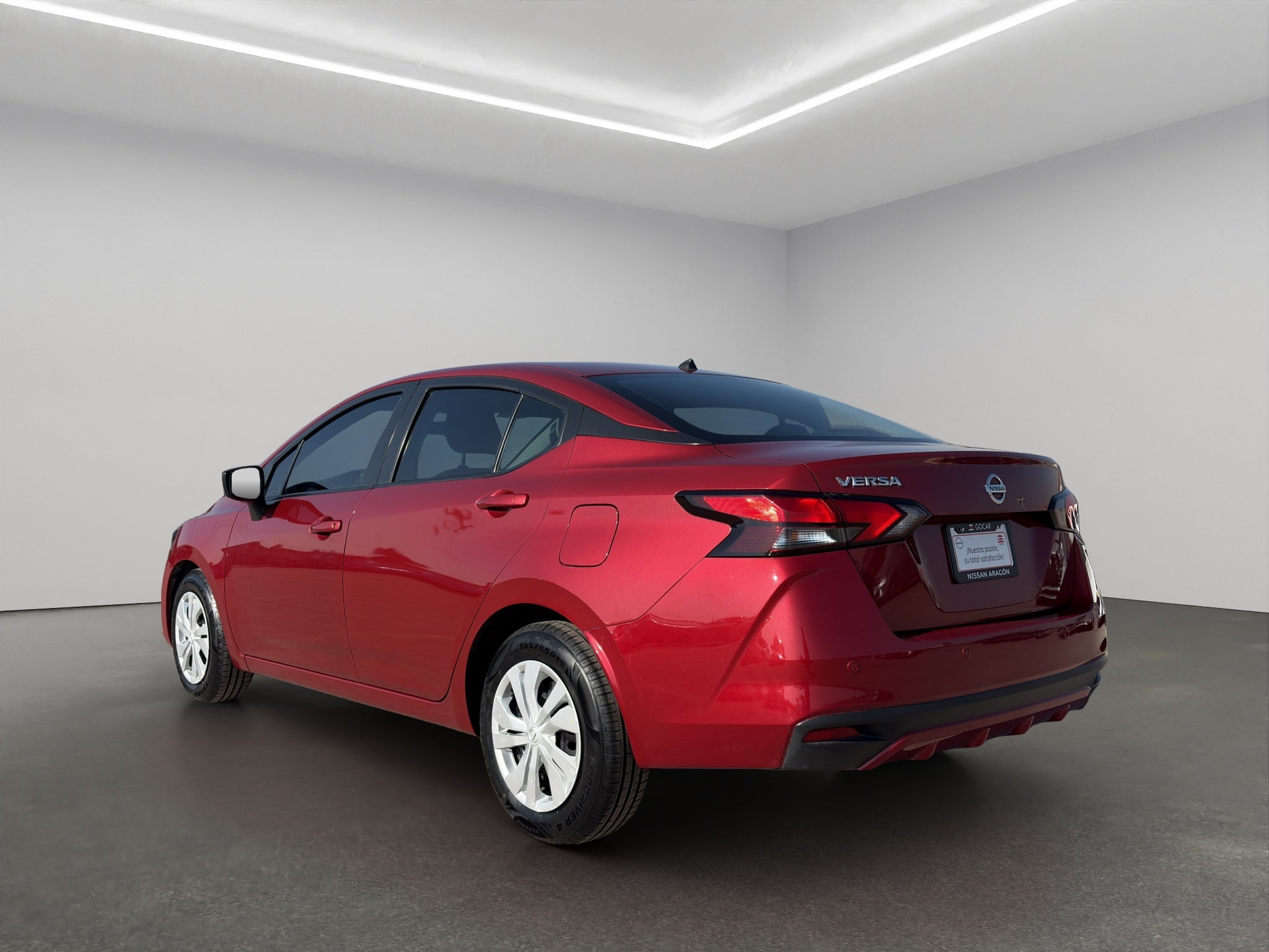 2022 Nissan Versa 4 pts. Sense, CVT, a/ac., VE, R-15 (línea anterior)