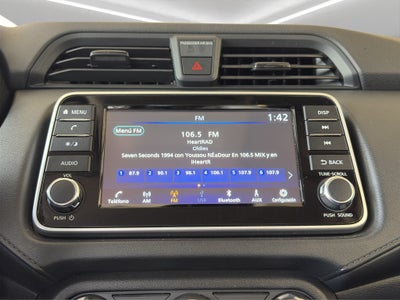 2025 Nissan Versa 4 pta. Sense, CVT, a/ac., R-15