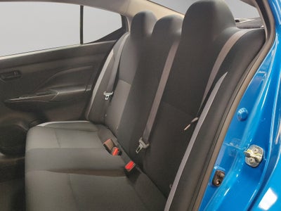 2025 Nissan Versa 4 pts. Sense, CVT, a/ac., R-15 (línea anterior)