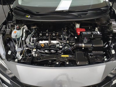 2025 Nissan Versa 4 pts. Advance, CVT, a/ac., f. niebla, RA-16 (línea anterior)