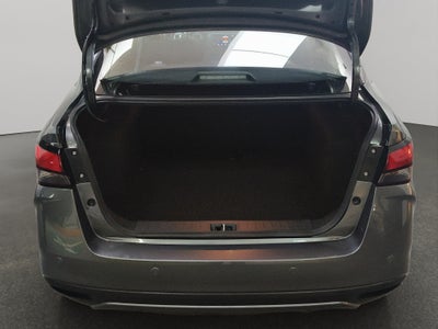 2025 Nissan Versa 4 pts. Advance, CVT, a/ac., f. niebla, RA-16 (línea anterior)