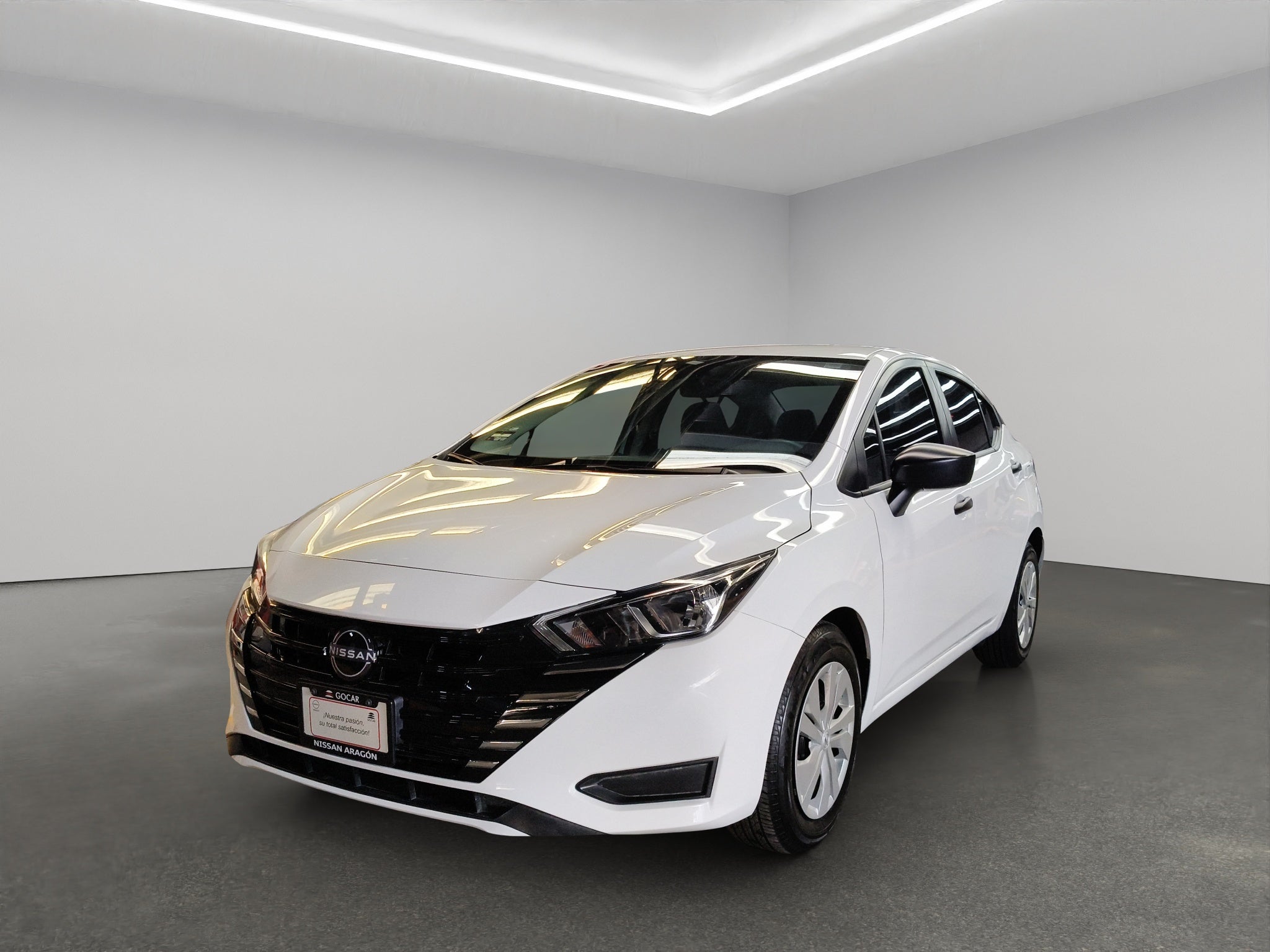2025 Nissan Versa 4 pts. Sense, CVT, a/ac., R-15 (línea anterior)