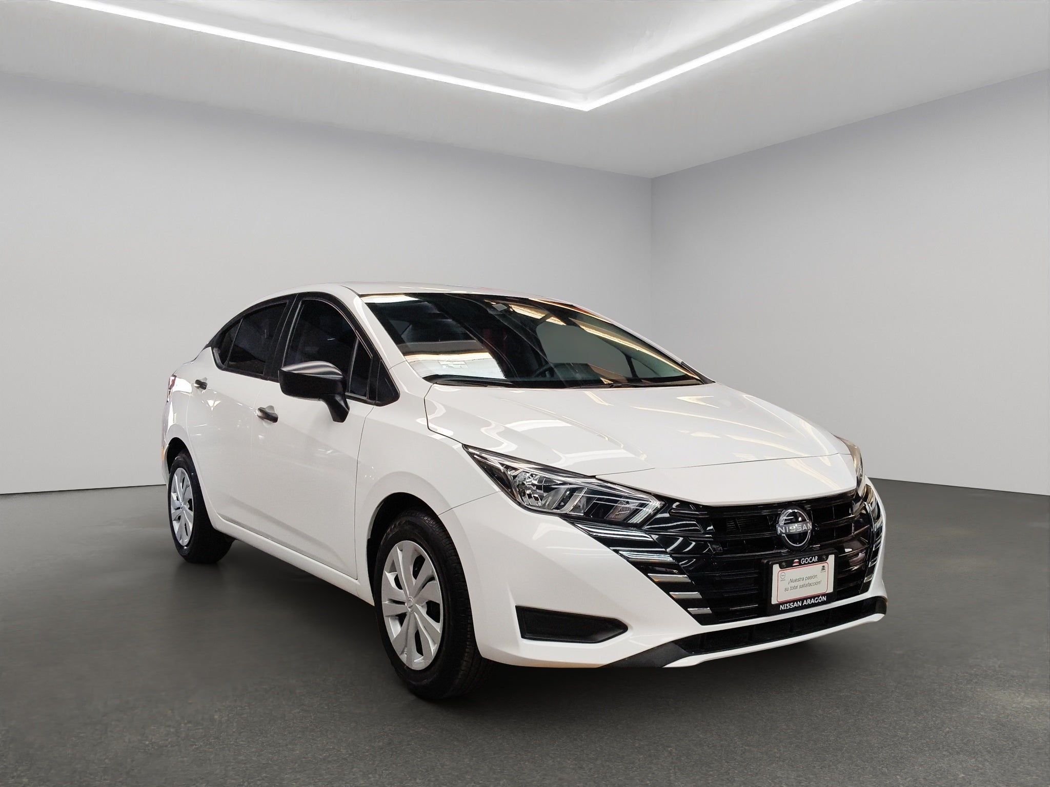 2025 Nissan Versa 4 pts. Sense, CVT, a/ac., R-15 (línea anterior)