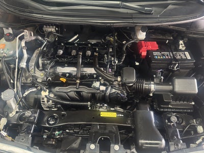 2025 Nissan Versa 4 pts. Sense, TM5, a/ac., R-15 (línea anterior)