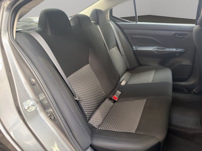 2024 Nissan Versa 4 pts. Sense, TM5, a/ac., R-15