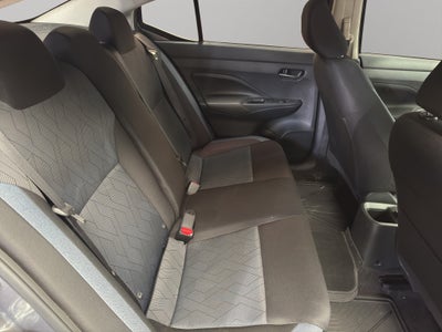 2025 Nissan Versa 4 pts. Advance, TM5, a/ac., f. niebla, RA-16