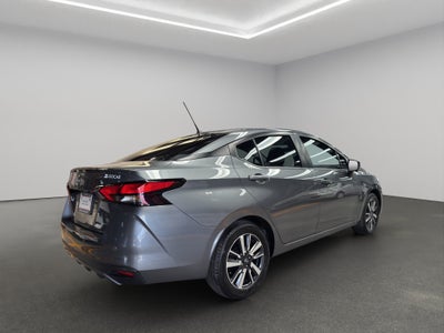 2025 Nissan Versa 4 pts. Advance, TM5, a/ac., f. niebla, RA-16