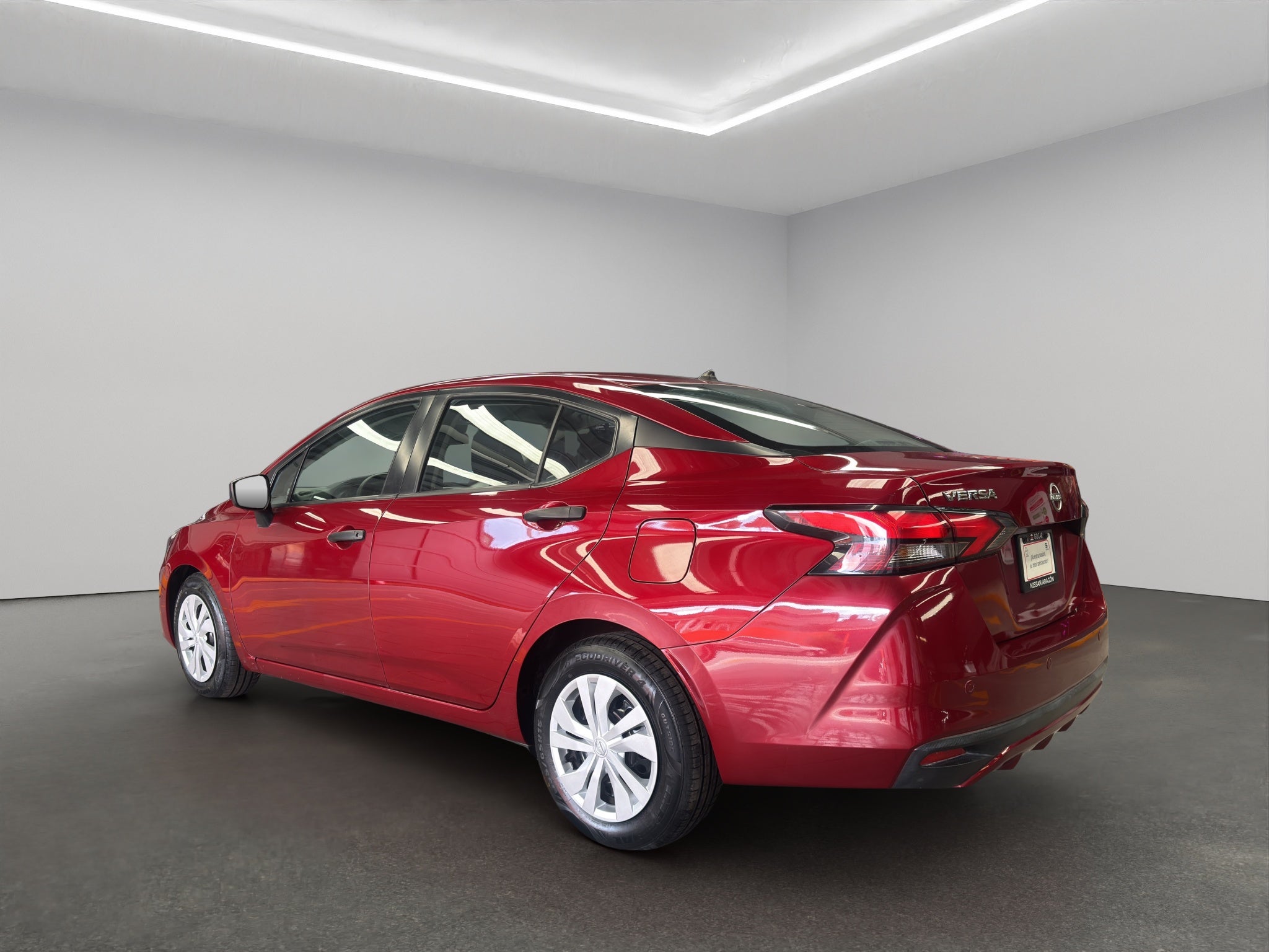 2023 Nissan Versa 4 pts. Sense, CVT, a/ac., R-15 (cambio de línea)