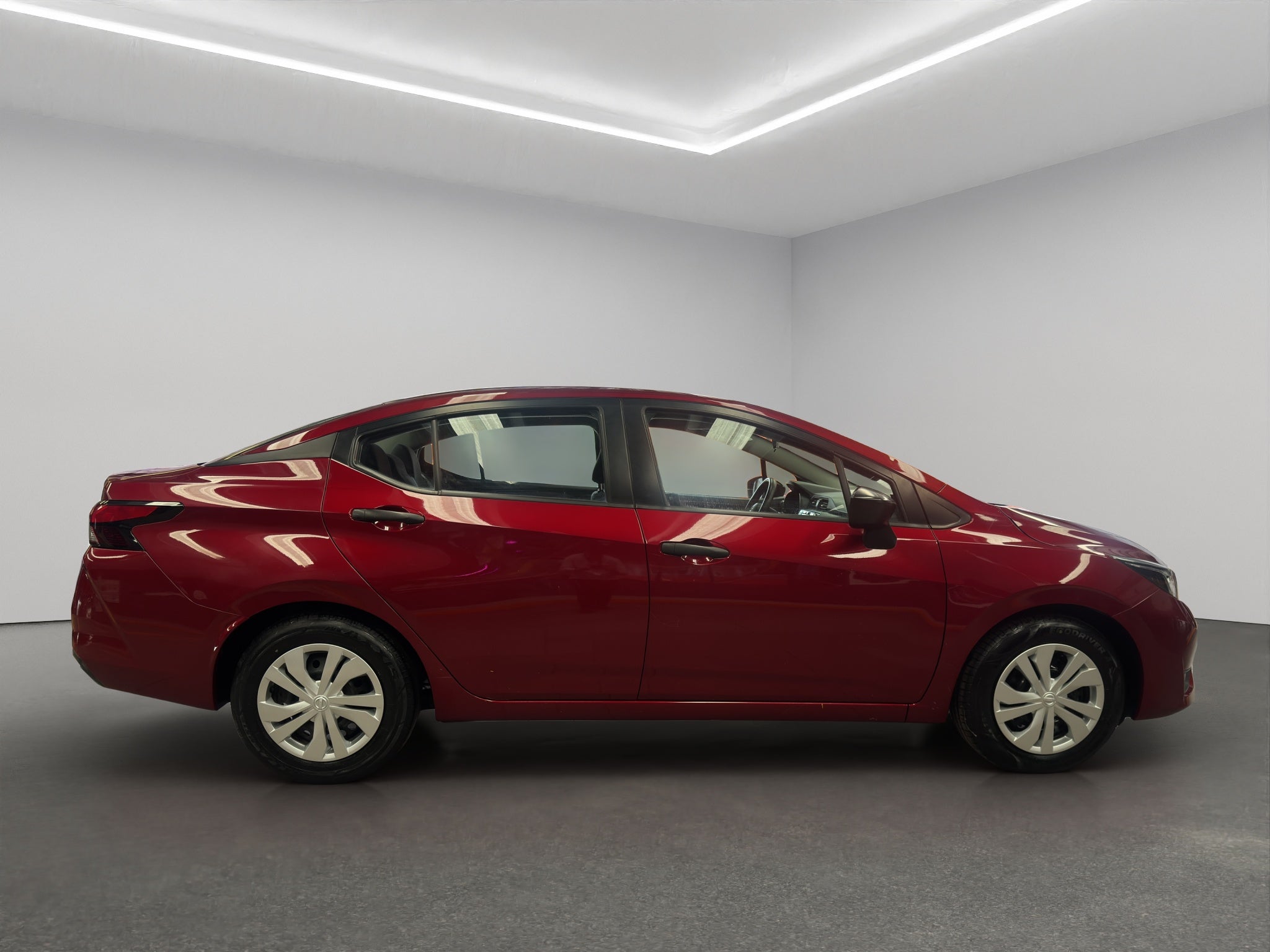 2023 Nissan Versa 4 pts. Sense, CVT, a/ac., R-15 (cambio de línea)