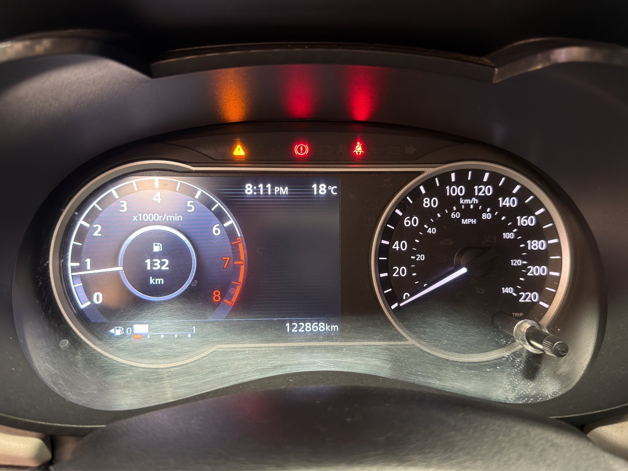 2021 Nissan Versa 4 pts. Advance, TM5, a/ac., VE, f. niebla, RA-16