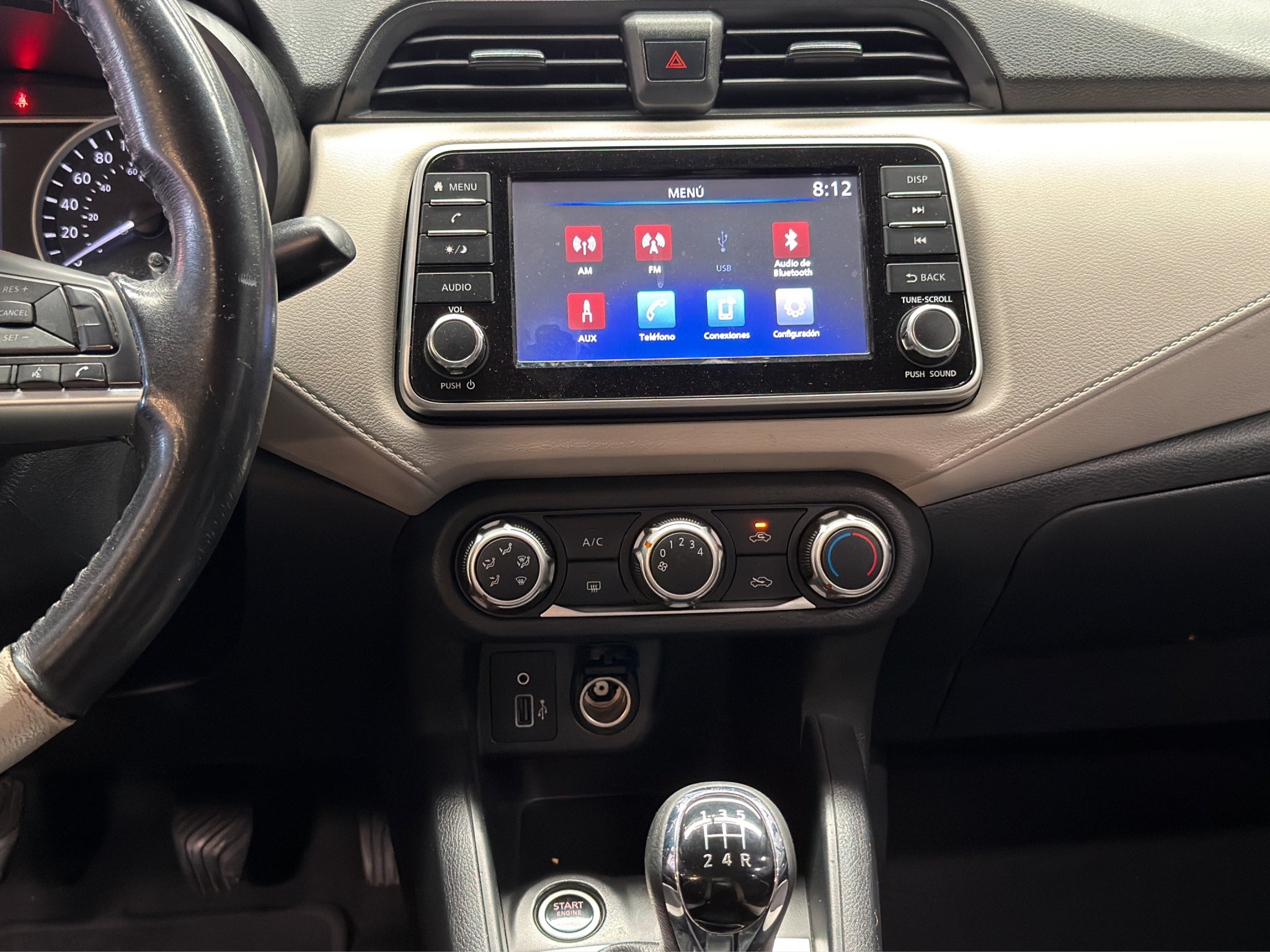 2021 Nissan Versa 4 pts. Advance, TM5, a/ac., VE, f. niebla, RA-16