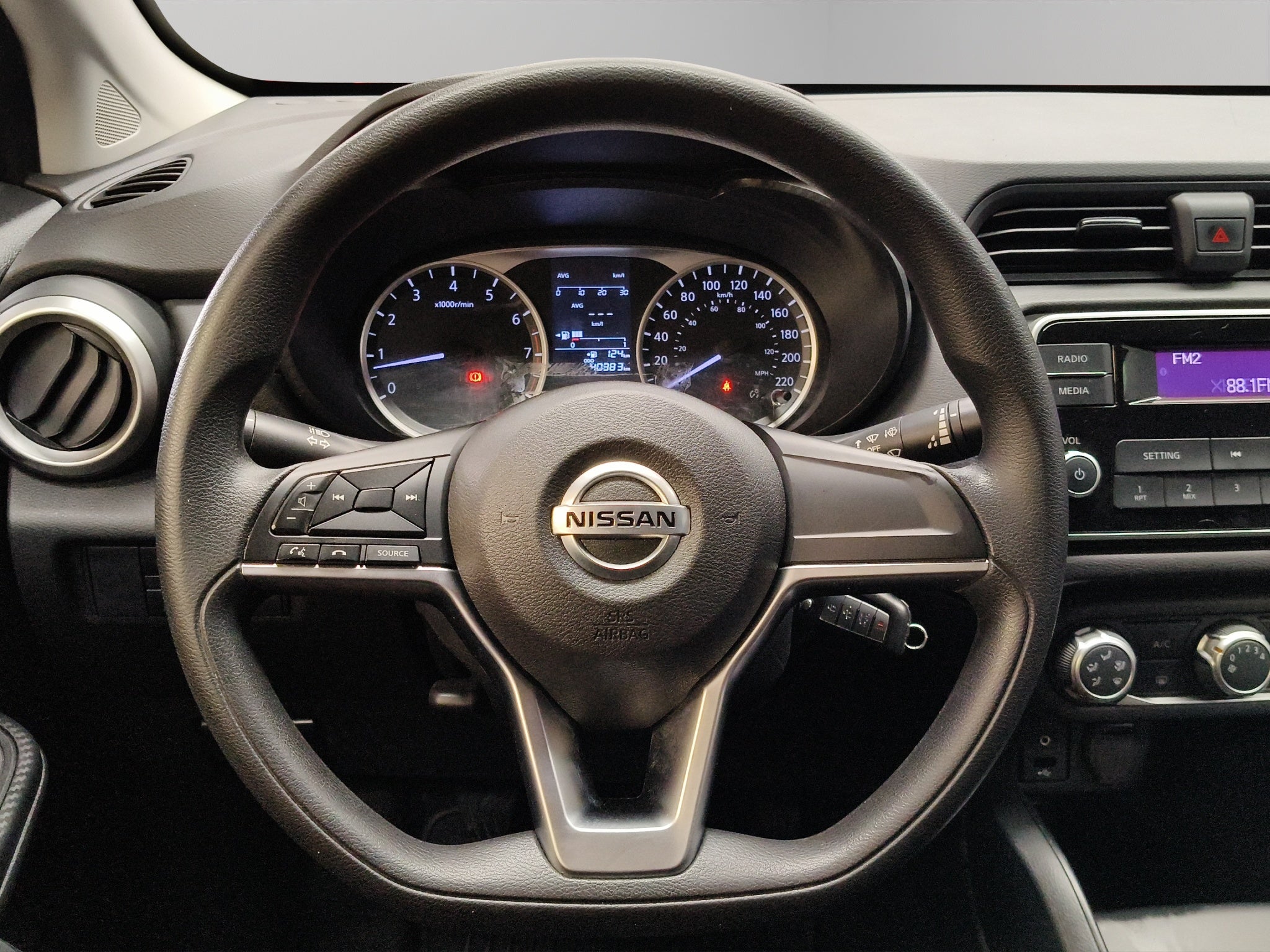 2021 Nissan Versa 4 pts. Sense, TM5, a/ac., VE, R-15