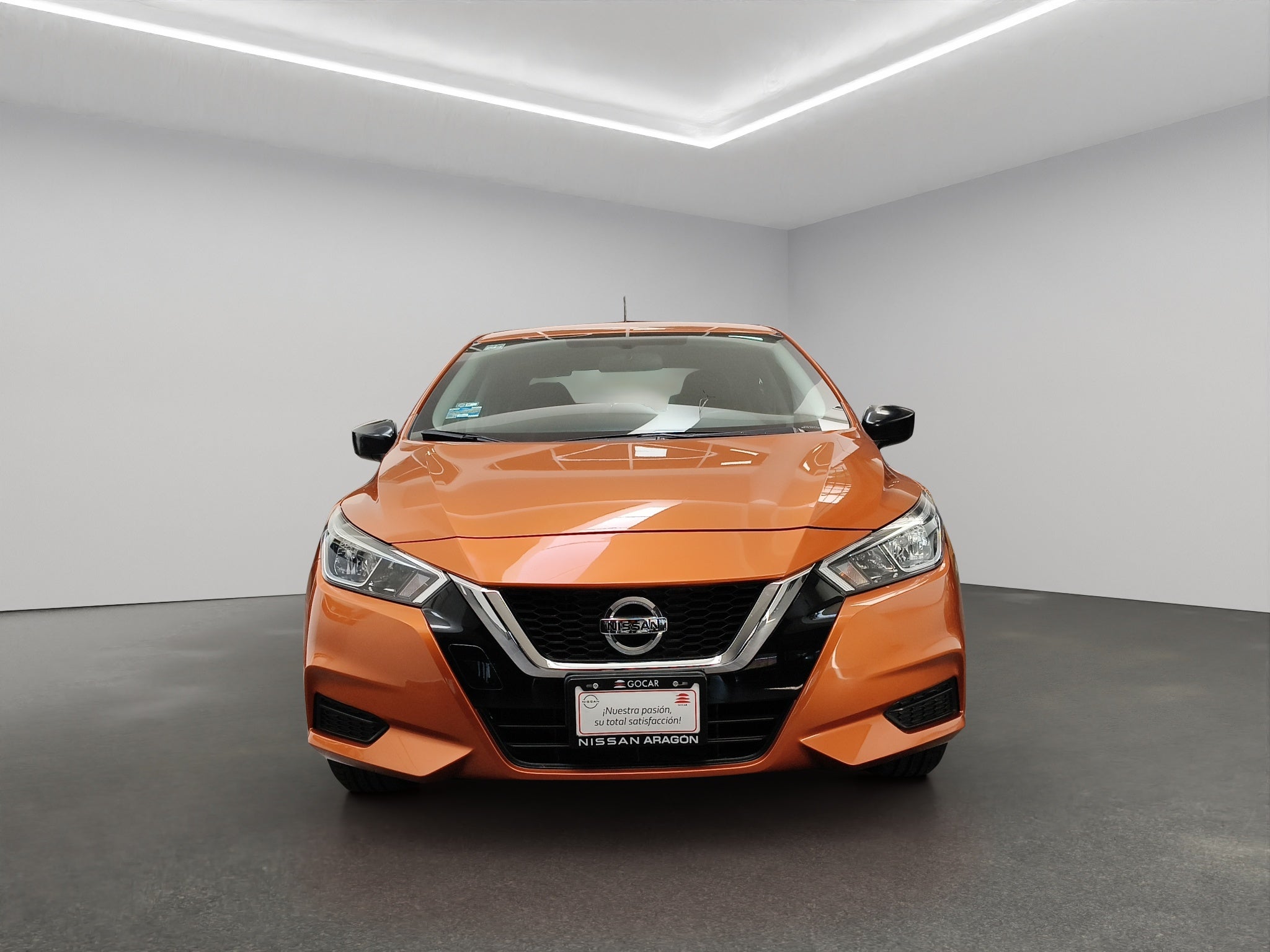 2022 Nissan Versa 4 pts. Sense, TM5, a/ac., VE, R-15 (línea anterior)