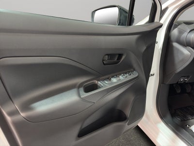 2024 Nissan Versa 4 pts. Sense, TM5, a/ac., R-15