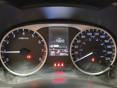 2024 Nissan Versa 4 pts. Sense, CVT, a/ac., R-15