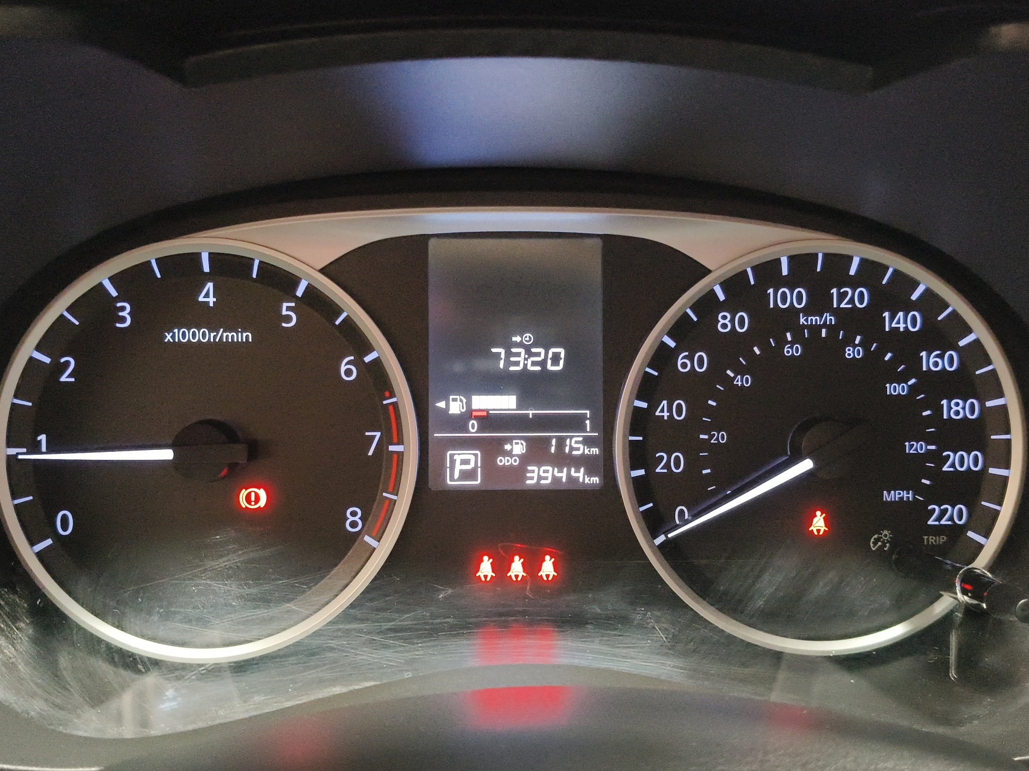 2024 Nissan Versa 4 pts. Sense, CVT, a/ac., R-15