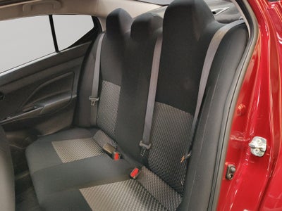 2024 Nissan Versa 4 pts. Sense, CVT, a/ac., R-15