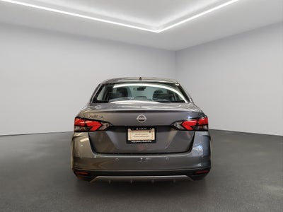 2025 Nissan Versa 4 pts. Sense, TM5, a/ac., R-15 (línea anterior)