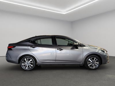 2025 Nissan Versa 4 pts. Sense, TM5, a/ac., R-15 (línea anterior)