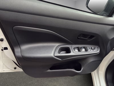 2024 Nissan Versa 4 pts. Sense, CVT, a/ac., R-15