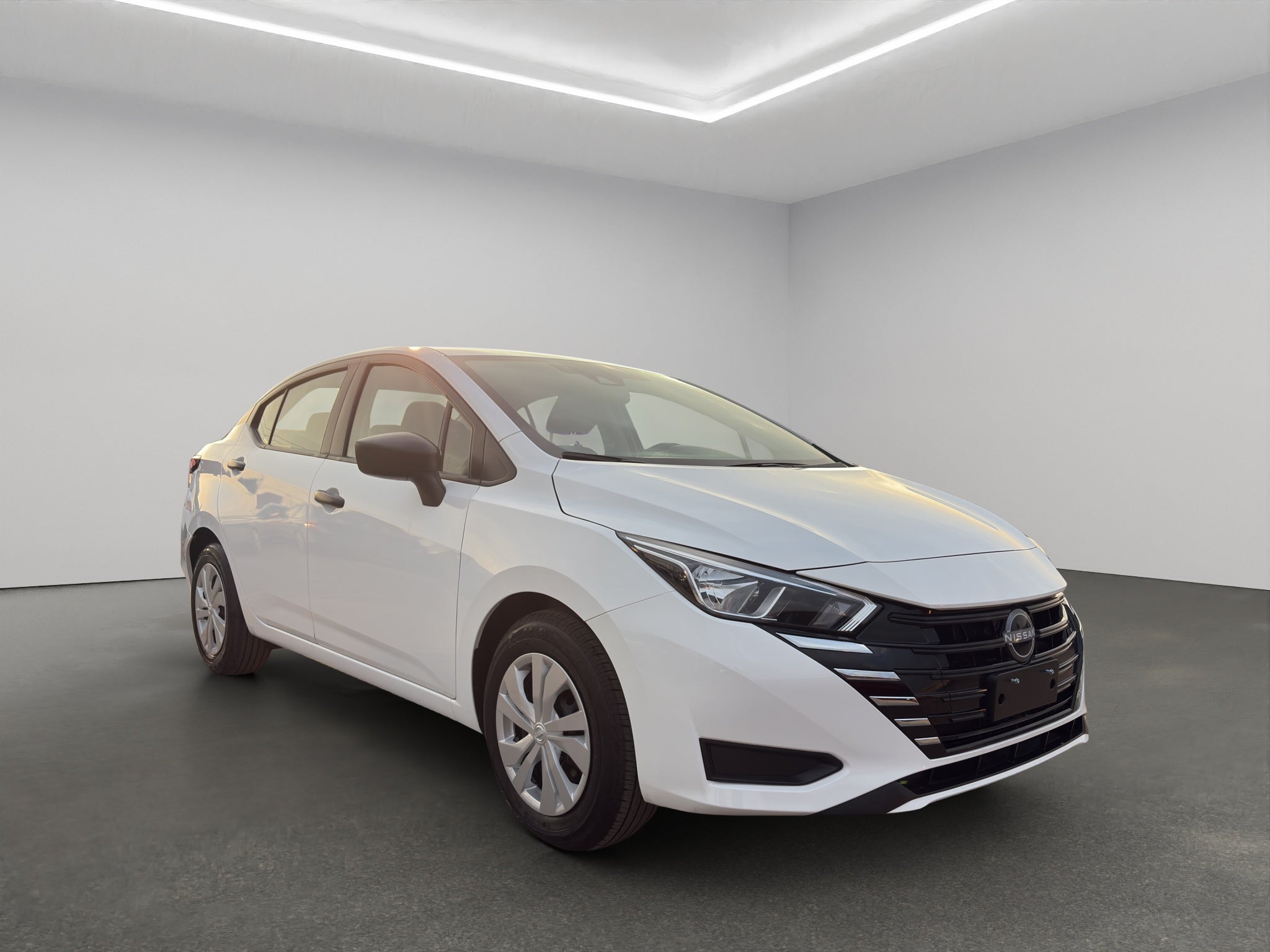 2024 Nissan Versa 4 pts. Sense, CVT, a/ac., R-15