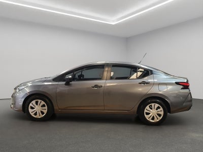 2024 Nissan Versa 4 pts. Sense, TM5, a/ac., R-15