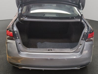 2024 Nissan Versa 4 pts. Sense, TM5, a/ac., R-15