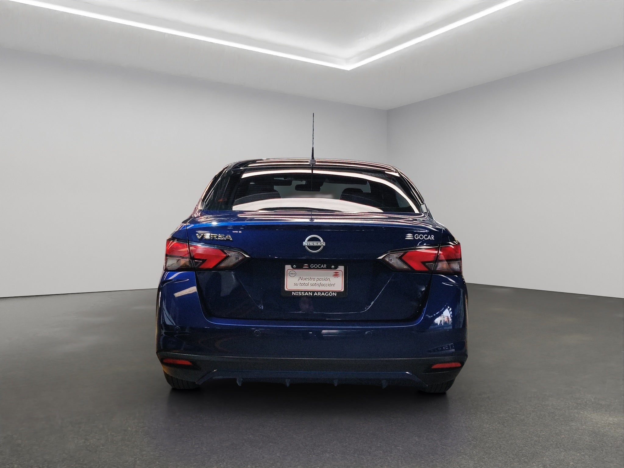 2025 Nissan Versa 4 pts. Sense, TM5, a/ac., R-15 (línea anterior)