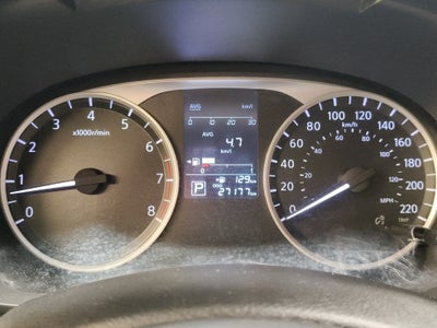 2025 Nissan Versa 4 pts. Sense, CVT, a/ac., R-15 (línea anterior)
