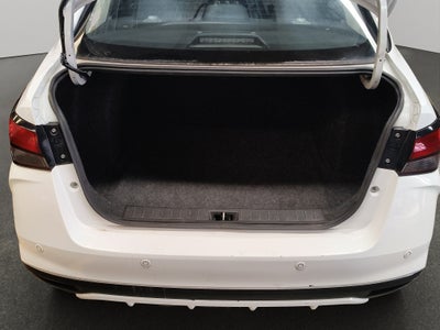 2025 Nissan Versa 4 pts. Sense, CVT, a/ac., R-15 (línea anterior)