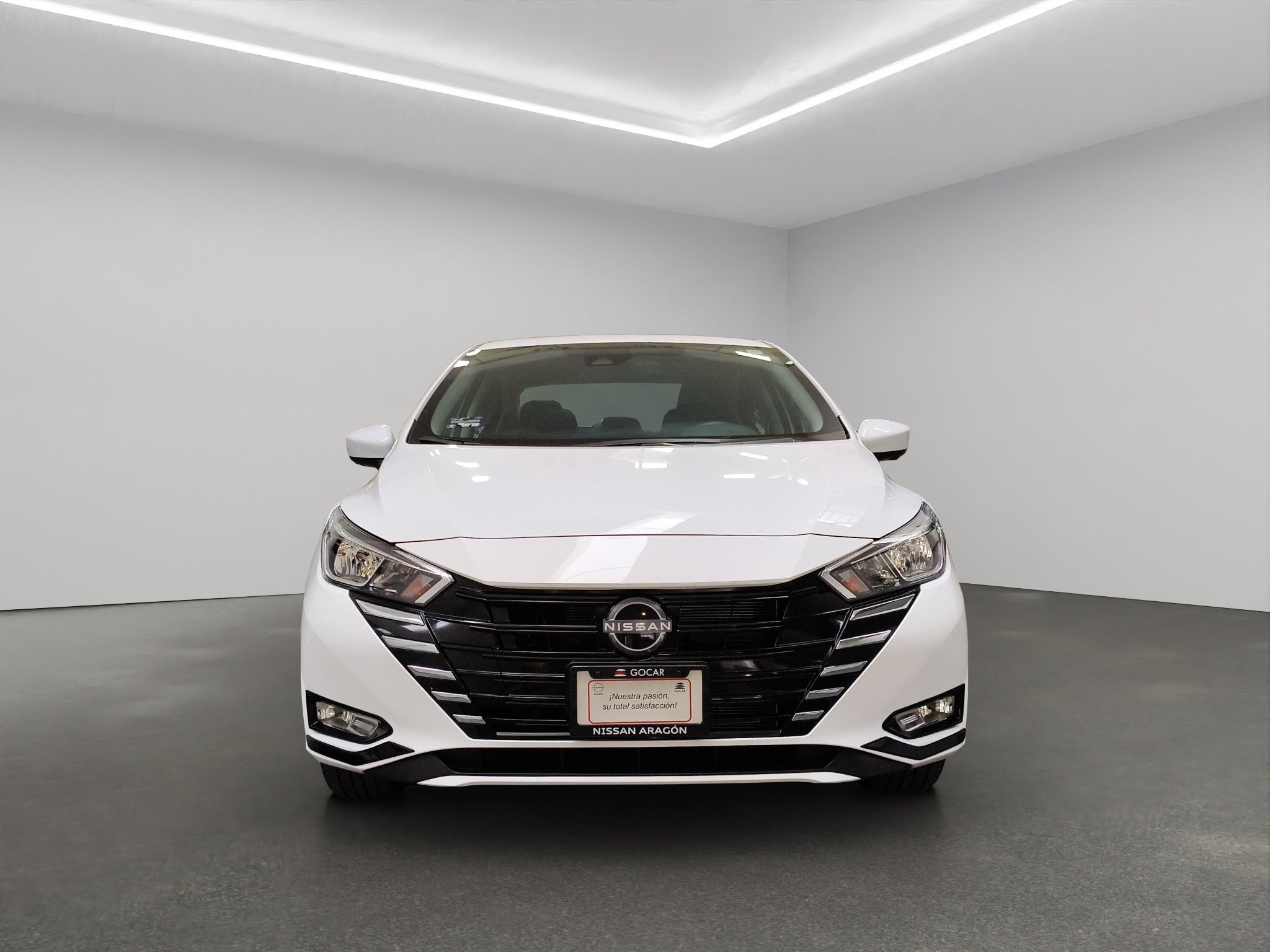2025 Nissan Versa 4 pts. Sense, TM5, a/ac., R-15 (línea anterior)