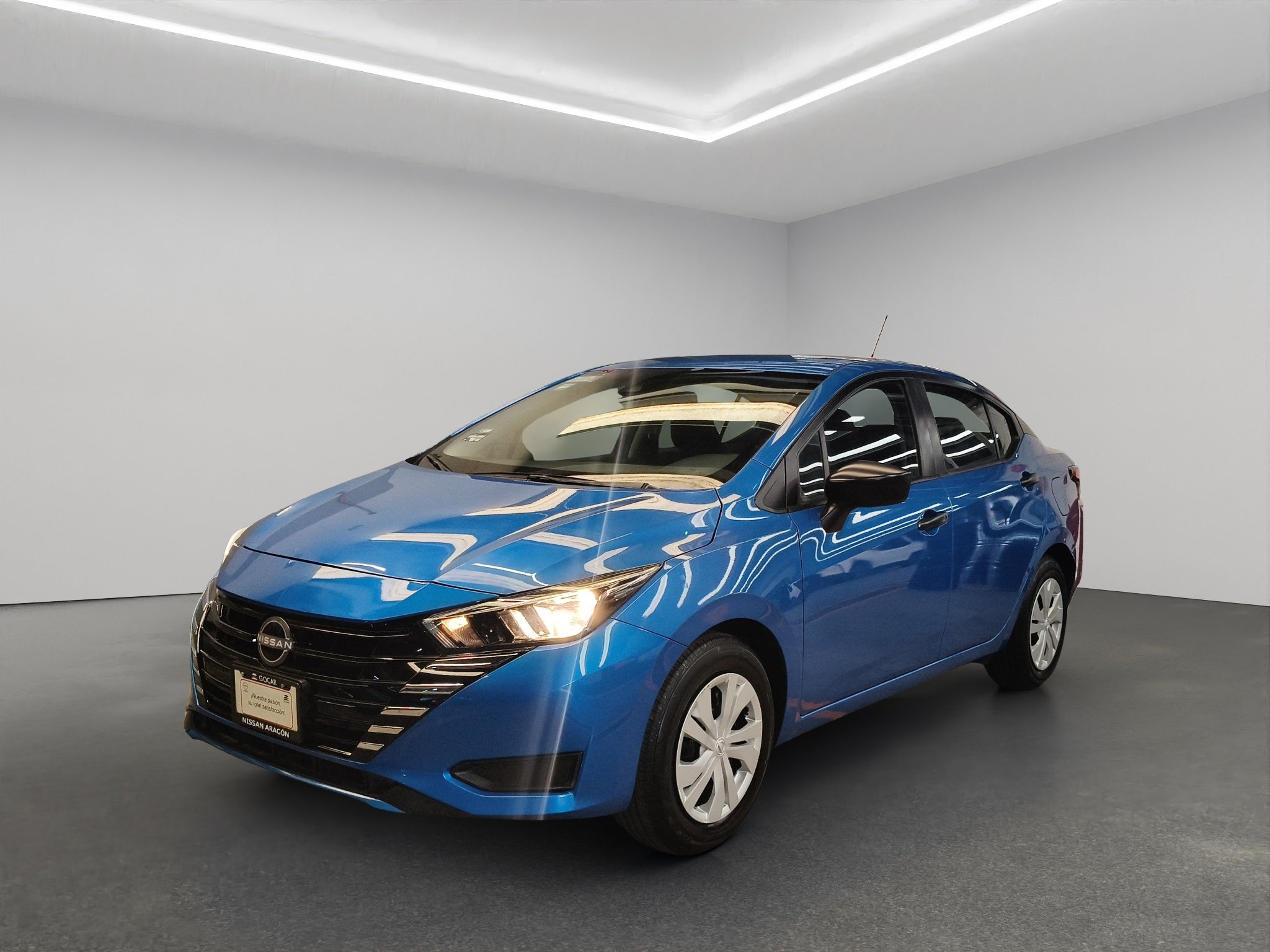 2025 Nissan Versa 4 pts. Sense, TM5, a/ac., R-15 (línea anterior)