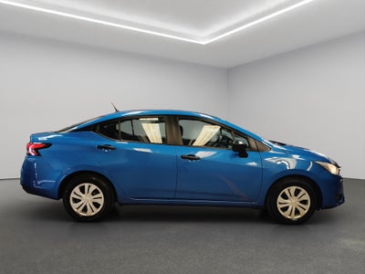 2025 Nissan Versa 4 pts. Sense, TM5, a/ac., R-15 (línea anterior)