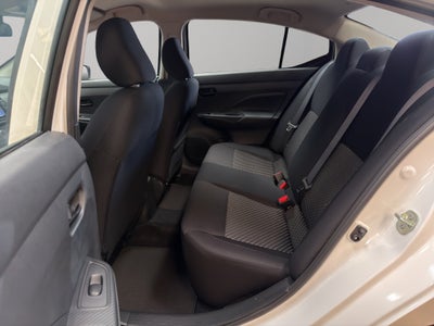 2024 Nissan Versa 4 pts. Sense, TM5, a/ac., R-15