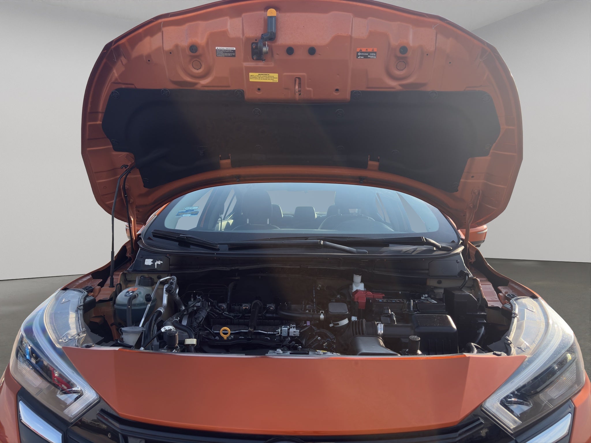 2024 Nissan Versa 4 pts. Exclusive, CVT, a/ac. Aut., piel, f. niebla, f. led, RA-17