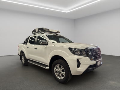 2025 Nissan Comerciales Frontier y NP 300 Frontier Pick-Up 4 pts. Frontier LE, Doble Cab., L4, 2.5l, TM6, a/ac., VE, estribos, RA-17