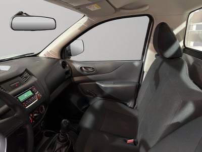 2024 Nissan Comerciales NP300 2 pts. Chas. Cab., TM6
