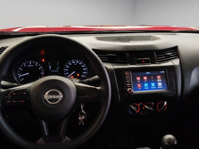 2025 Nissan Comerciales NP300 2 pts. Chas. Cab., TM6