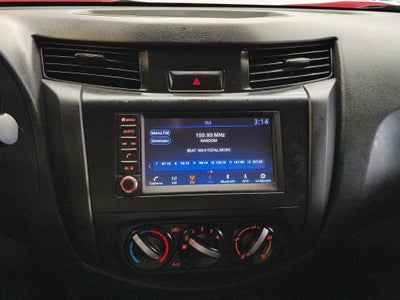 2025 Nissan Comerciales NP300 2 pts. Chas. Cab., TM6