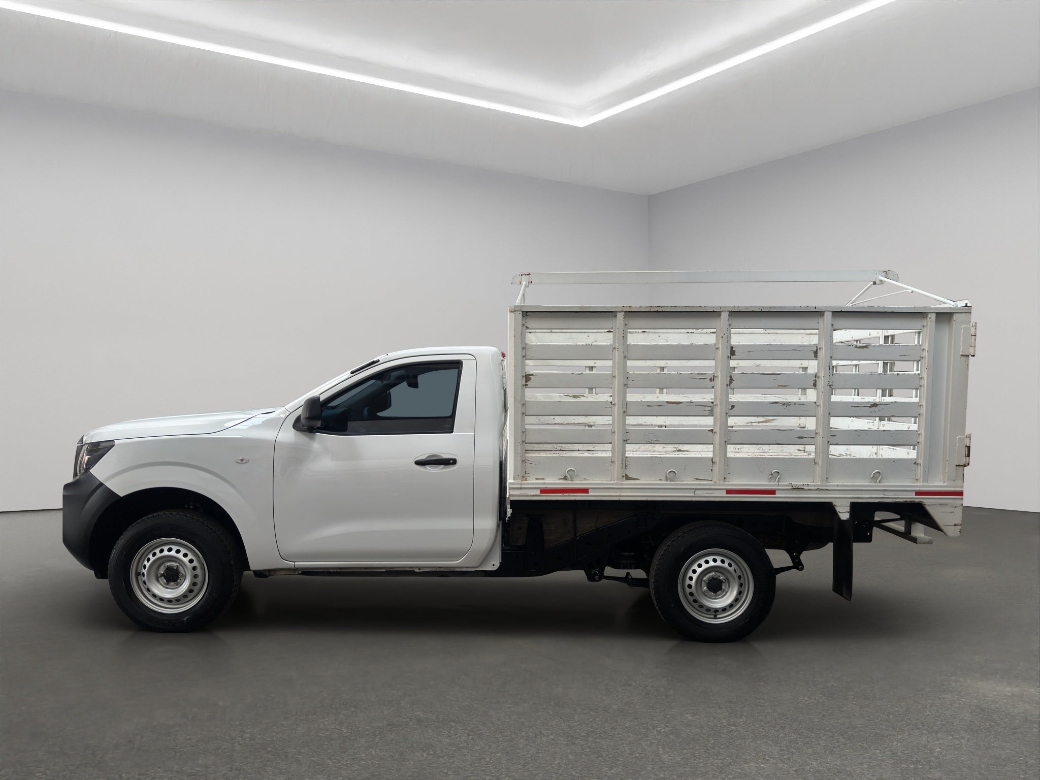 2025 Nissan Comerciales NP300 2 pts. Chas. Cab., TM6